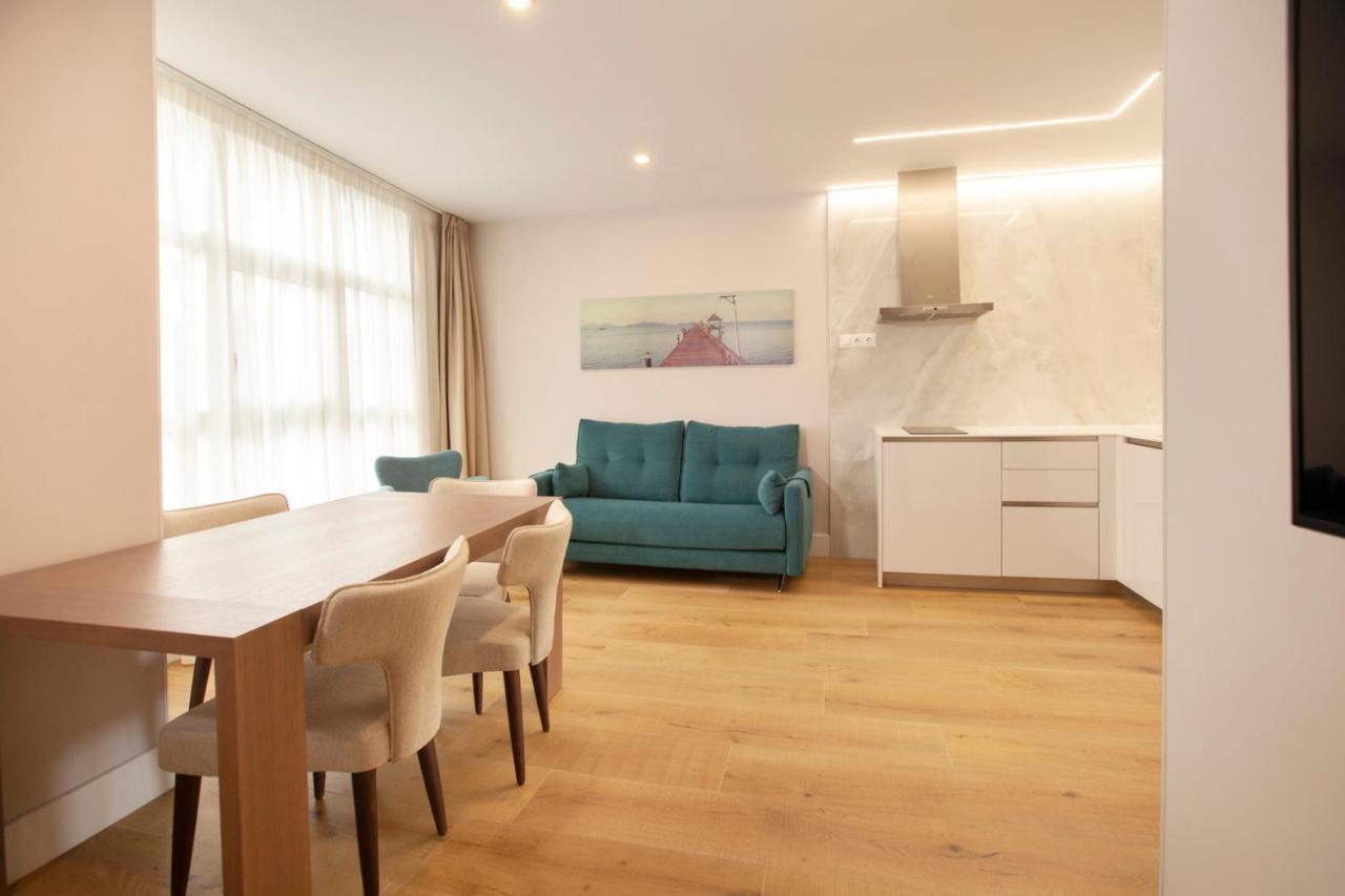 Apartamentos Reina Victoria Сантандер Екстериор снимка