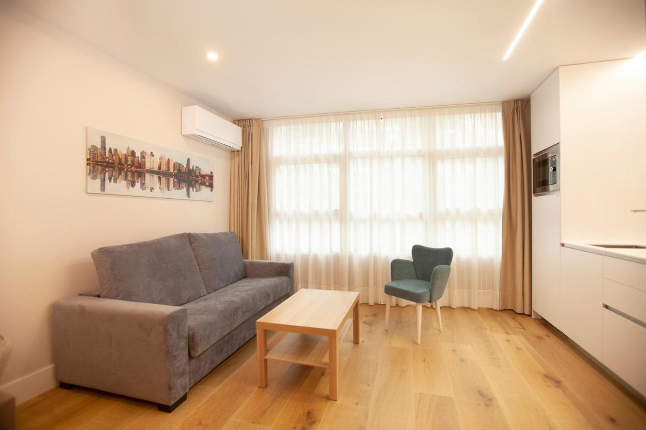 Apartamentos Reina Victoria Сантандер Екстериор снимка