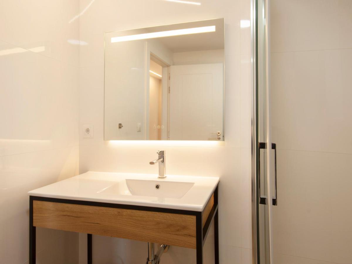 Apartamentos Reina Victoria Сантандер Екстериор снимка