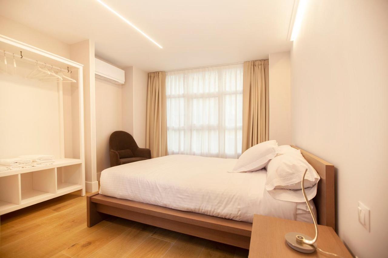 Apartamentos Reina Victoria Сантандер Екстериор снимка